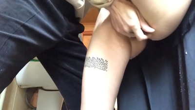 ඉස්කෝලේ නානකාමරේ squirt, නියම පෙණ නඟින සුරාන්තය - මගේ ගුරුවරයා ඔහුගේ උපරිමය කළා