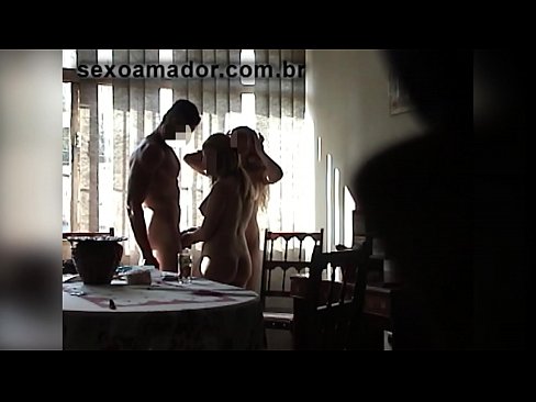 ❤️ ලිංගික මිතුරන් යෝධ මිනිසෙකුට සහ ඔහු සමඟ තිදෙනෙකුට ආරාධනා කරයි Porno අප වෙත